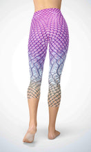 Load image into Gallery viewer, Pink crocodile skin capri for workout yoga gym jogging - alien wing active