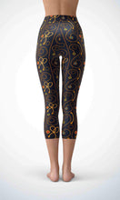Load image into Gallery viewer, Golden chain skin capri for workout yoga gym jogging - alien wing active