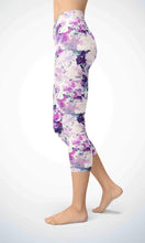 Load image into Gallery viewer, Pink leaf  capri for workout yoga gym jogging - alien wing active