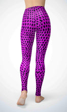 Load image into Gallery viewer, Pink snake skin legging for workout yoga gym running - alien wing active