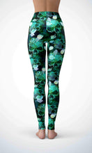 Load image into Gallery viewer, Green skull legging for workout yoga gym running - alien wing active