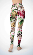Load image into Gallery viewer, Tiger in flower legging for workout yoga gym running - alien wing active