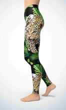 Load image into Gallery viewer, Tiger with jungle legging for workout yoga gym running - alien wing active