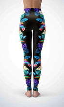 Load image into Gallery viewer, Flamingo and jungle legging for workout yoga gym running - alien wing active