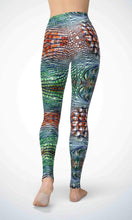Load image into Gallery viewer, Crocodile skin legging for workout yoga gym running - alien wing active