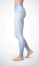 Load image into Gallery viewer, Blue painting legging for workout yoga gym running - alien wing active