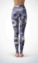Load image into Gallery viewer, Purple wallpaper legging for workout yoga gym running - alien wing active