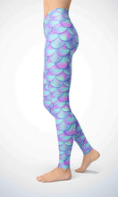 Load image into Gallery viewer, Shell feather legging for workout yoga gym running - alien wing active
