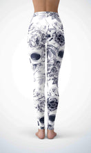 Load image into Gallery viewer, Winter skull legging for workout yoga gym running - alien wing active