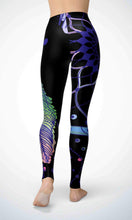 Load image into Gallery viewer, Darkness flower legging for workout yoga gym running - alien wing active