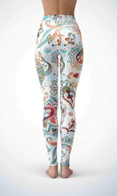 Load image into Gallery viewer, Silky flower legging for workout yoga gym running - alien wing active
